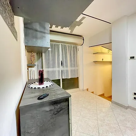 Bilocale 40 Mt Dal Mare 2 Piani Rimini